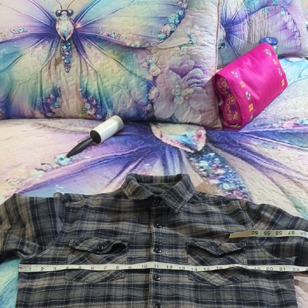 Roots Size S Men's Gray and Black Plaid Button-Up Shirt - Picture 8 of 15